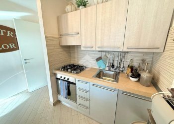 Three-room apartment Via Aurelia, Imperia - photo 16