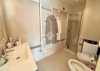 Three-room apartment Via Aurelia, Imperia - photo 25