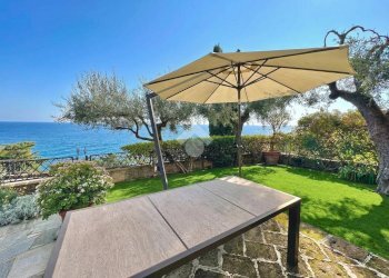 Three-room apartment Via Aurelia, Imperia - photo 1