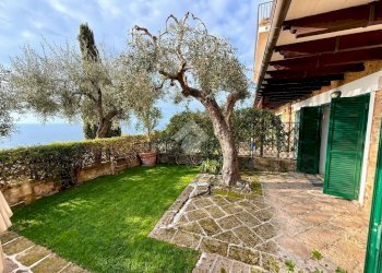 Three-room apartment Via Aurelia, Imperia - photo 28