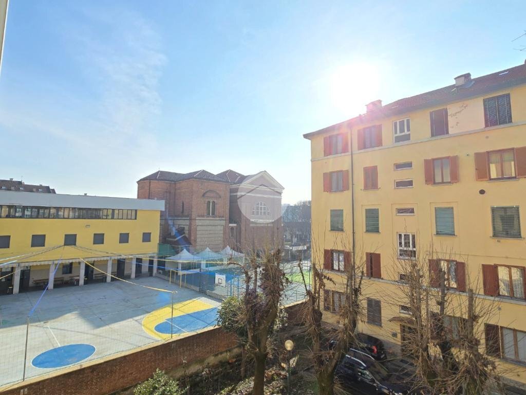 Three-room apartment Via Gabriele D'Annunzio, Venaria Reale - photo 2