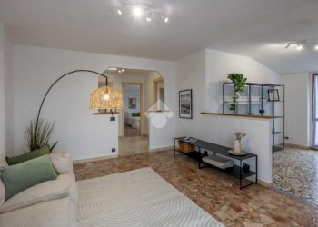 Attic Via S. Rocco, Andezeno - photo 1