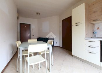 Two-room apartment Via Canale, Casalgrande - photo 3