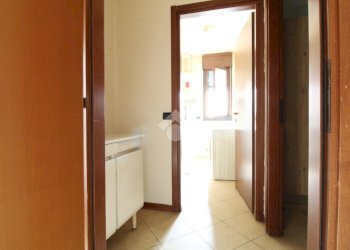 Two-room apartment Via Canale, Casalgrande - photo 11