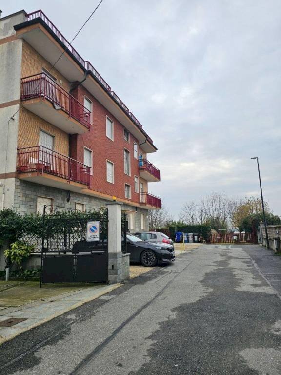 Three-room apartment Beinasco - photo 2