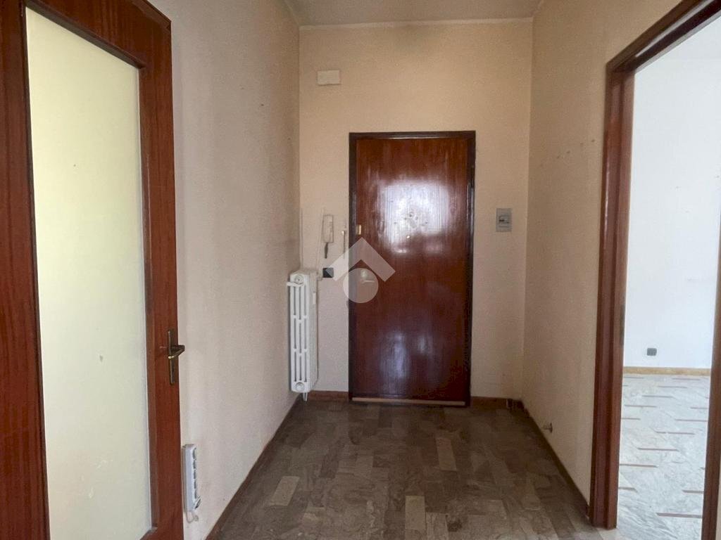 Three-room apartment Via cattaneo, Moncalieri - photo 2