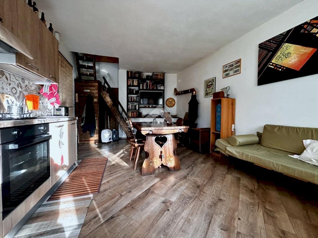 Semi-detached house Borgata poisatto, Condove - photo 1