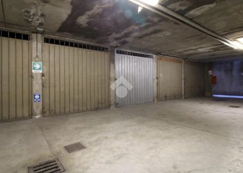 Box Piazza Cavallero, Rivoli - foto 2