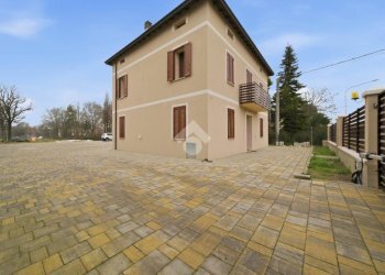 Casa indipendente Via L. Da Vinci, Cadelbosco di Sopra - foto 2