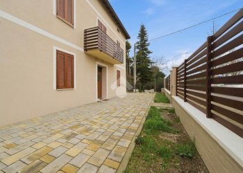 Casa indipendente Via L. Da Vinci, Cadelbosco di Sopra - foto 38