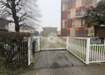 Box Via Bruno Buozzi, Rozzano - foto 1