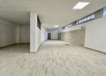 Laboratorio Via Cuneo, 53, Torino (zona Aurora) - foto 3