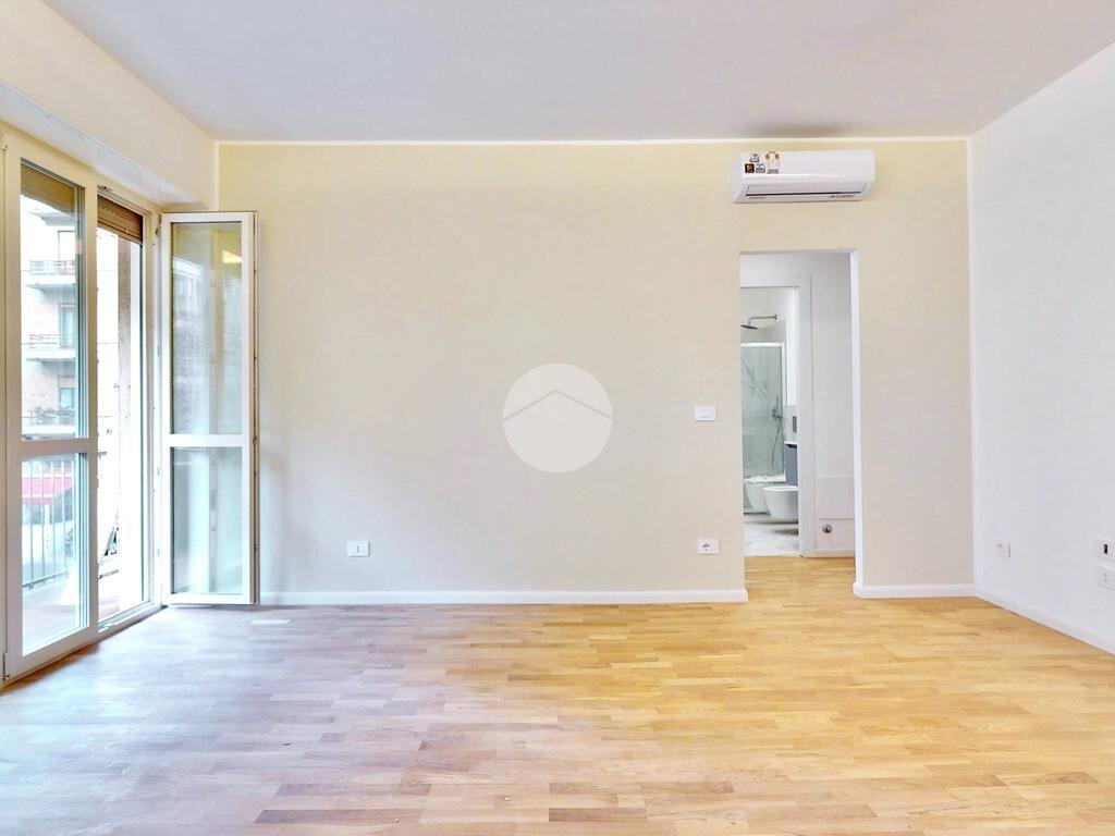 Two-room apartment Milano, Milano (neighborhood Lambrate) - photo 1