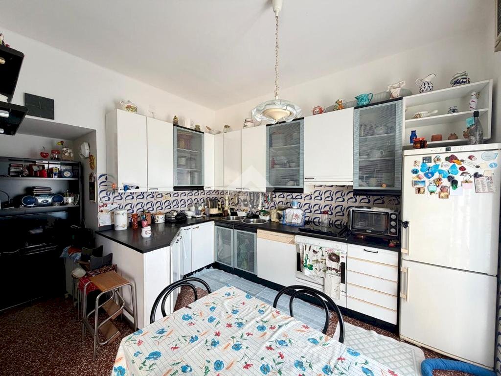 Four-room apartment Via Coronata, Genova (neighborhood Coronata) - photo 3