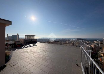 Four-room apartment Via Coronata, Genova (neighborhood Coronata) - photo 1