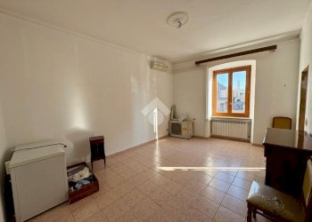 Quadrilocale Via Umberto Bertolotti, Genova (zona Cornigliano) - foto 1