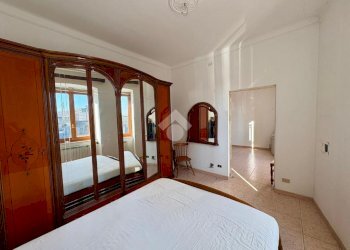 Quadrilocale Via Umberto Bertolotti, Genova (zona Cornigliano) - foto 5