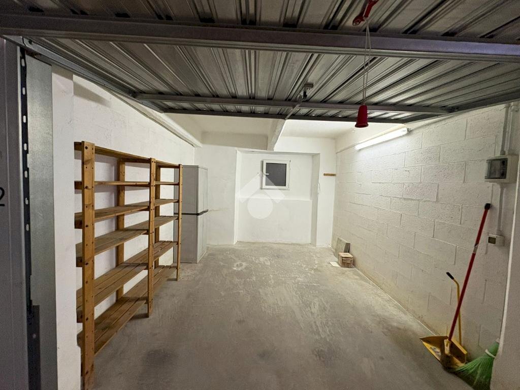 Box Via Paolo Antonio De Cavero, Genova (zona Cornigliano) - foto 1