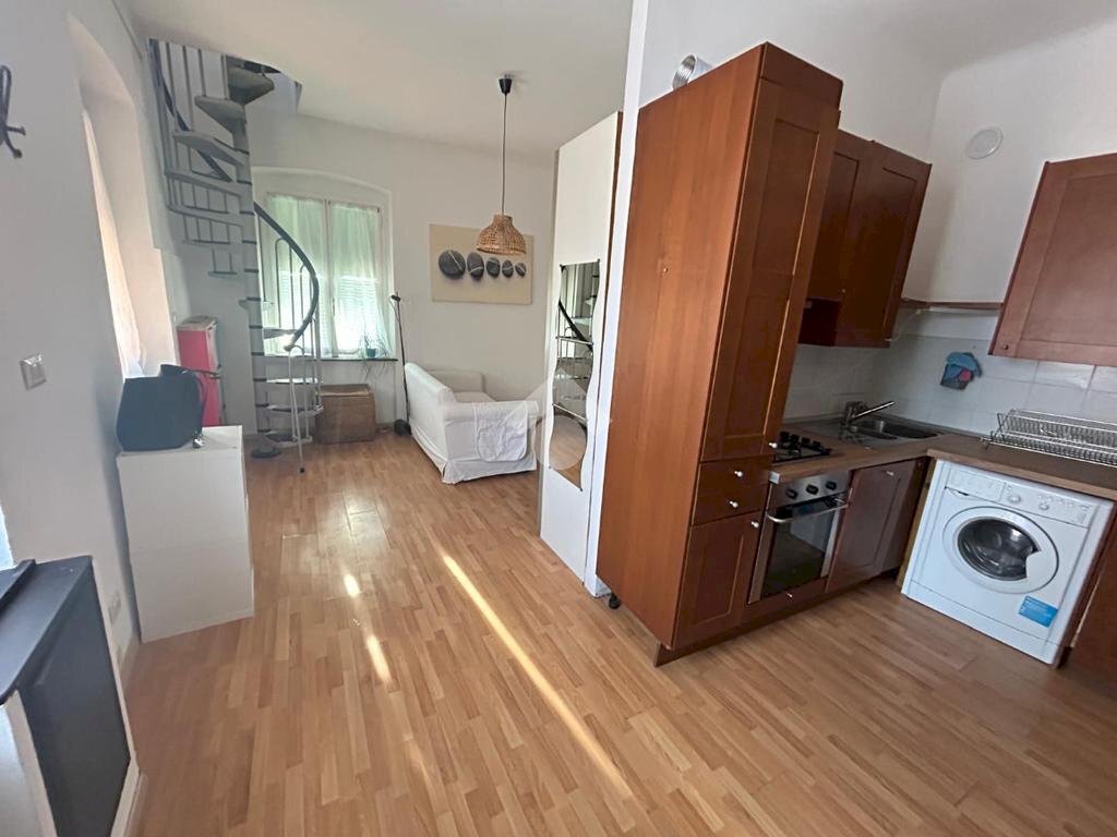 Three-room apartment Via Ponterotto, Genova (neighborhood Marassi) - photo 3