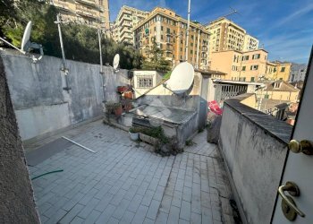 Trilocale Via Ponterotto, Genova (zona Marassi) - foto 23