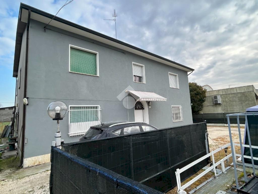Apartment Via Reale, Alfonsine - photo 1