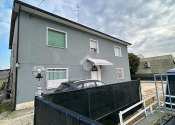 Apartment Via Reale, Alfonsine - photo 1