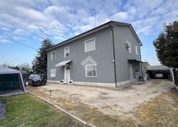 Apartment Via Reale, Alfonsine - photo 2