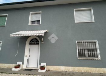 Apartment Via Reale, Alfonsine - photo 4