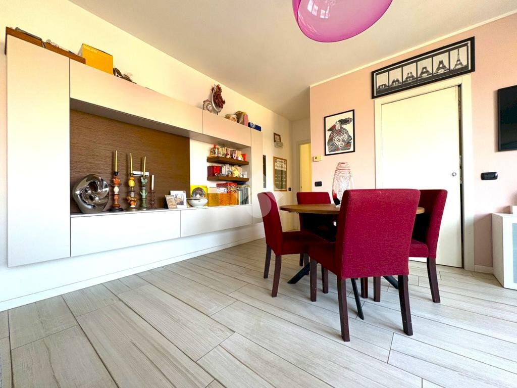 Two-room apartment Via XX Settembre, Legnano - photo 1