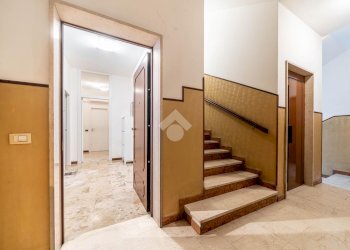 Three-room apartment Strada Antonio Zarotto, Parma (neighborhood Lubiana) - photo 19