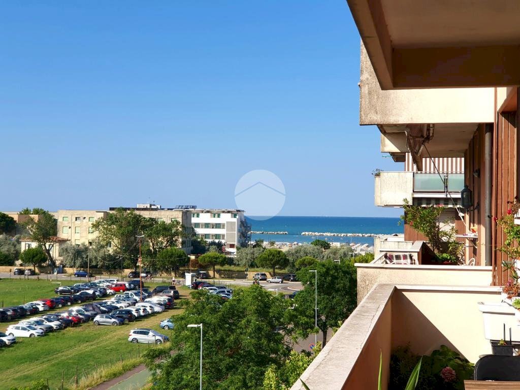 Three-room apartment Via Dante Alighieri, Cesenatico - photo 1