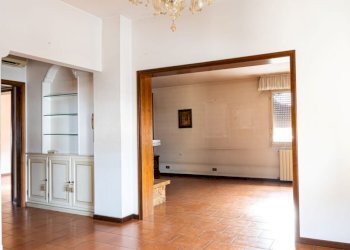 Villa Modena - foto 1