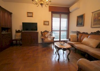 Two-room apartment Via Pace, Rho - photo 10