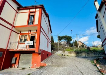 Foto 3 - Casa indipendente VIA PROVINCIALE
 
18, Zungoli - foto 3