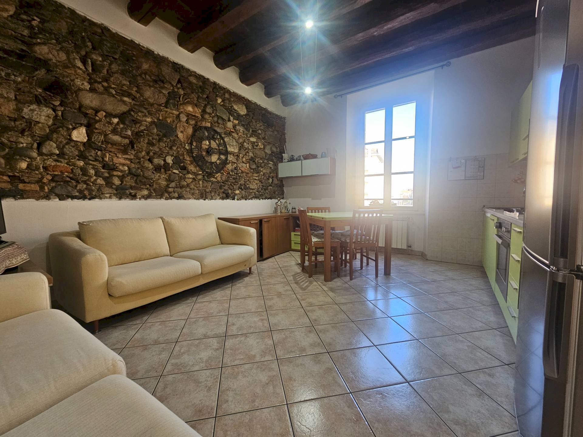 Foto 3 - Bilocale Via Giuseppe Garibaldi, Malnate - foto 3