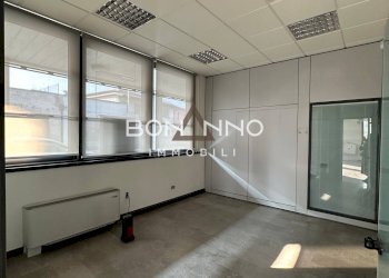 Foto 5 - Office VIA ROMA
 
19, Loria - photo 5