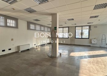 Foto 16 - Office VIA ROMA
 
19, Loria - photo 16