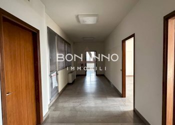 Foto 20 - Office VIA ROMA
 
19, Loria - photo 20