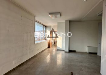 Foto 26 - Office VIA ROMA
 
19, Loria - photo 26