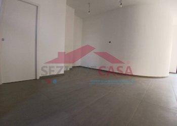 Foto 8 - Negozio VIA GAUDENZIO FERRARI, Saronno - foto 8