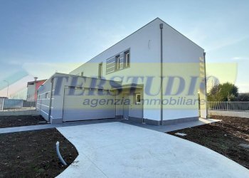 Foto 1 - Casa semi indipendente Via Gabriele D'Annunzio
 
snc, Mapello - foto 1