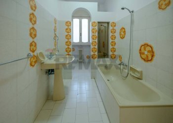 Bagno - Appartamento Via Metastasio
 
40, Palo del Colle - foto 7