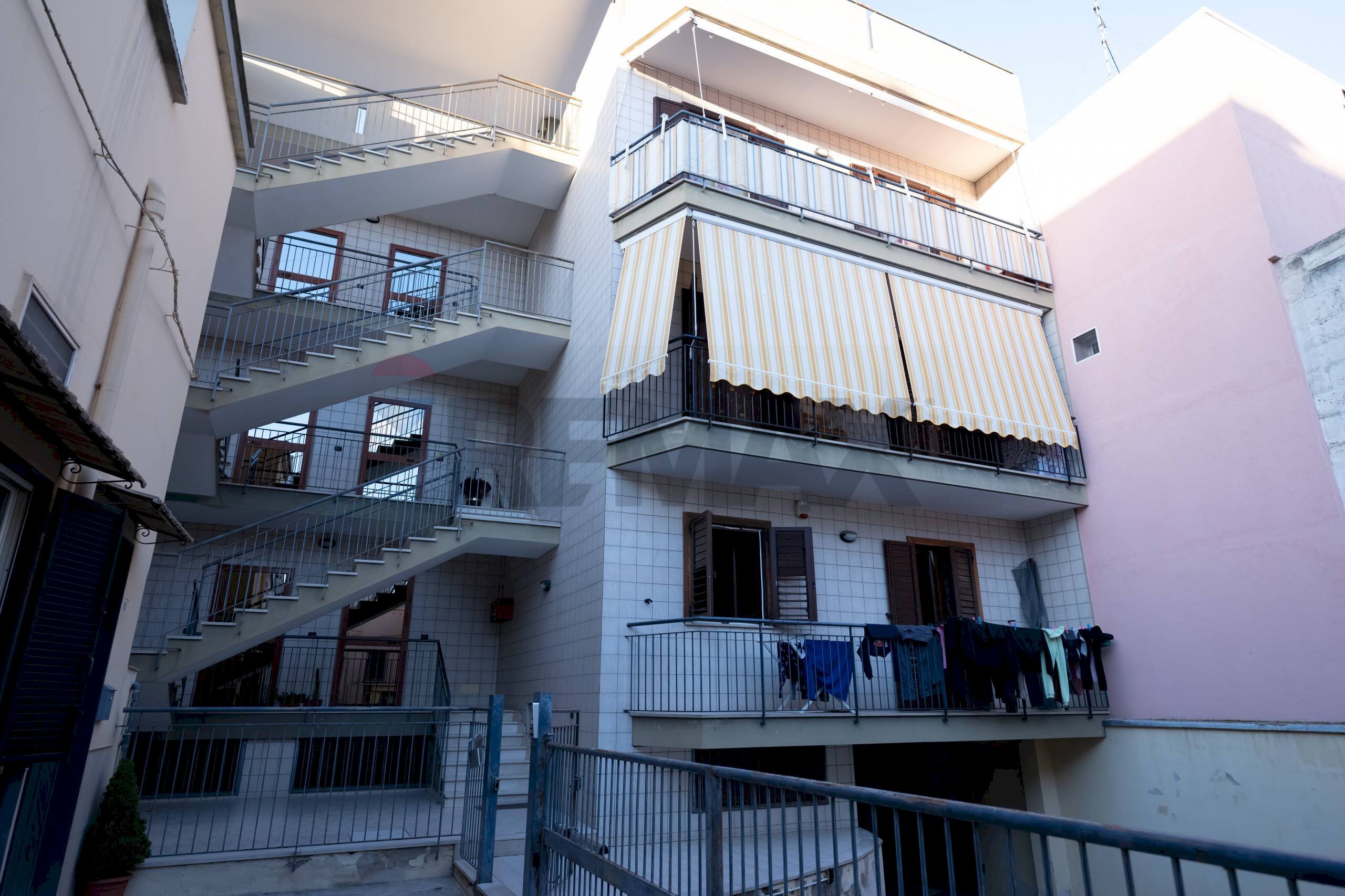 Edificio all\'aperto - Quadrilocale Via Cesare Cantù
 
10, Palo del Colle - foto 2