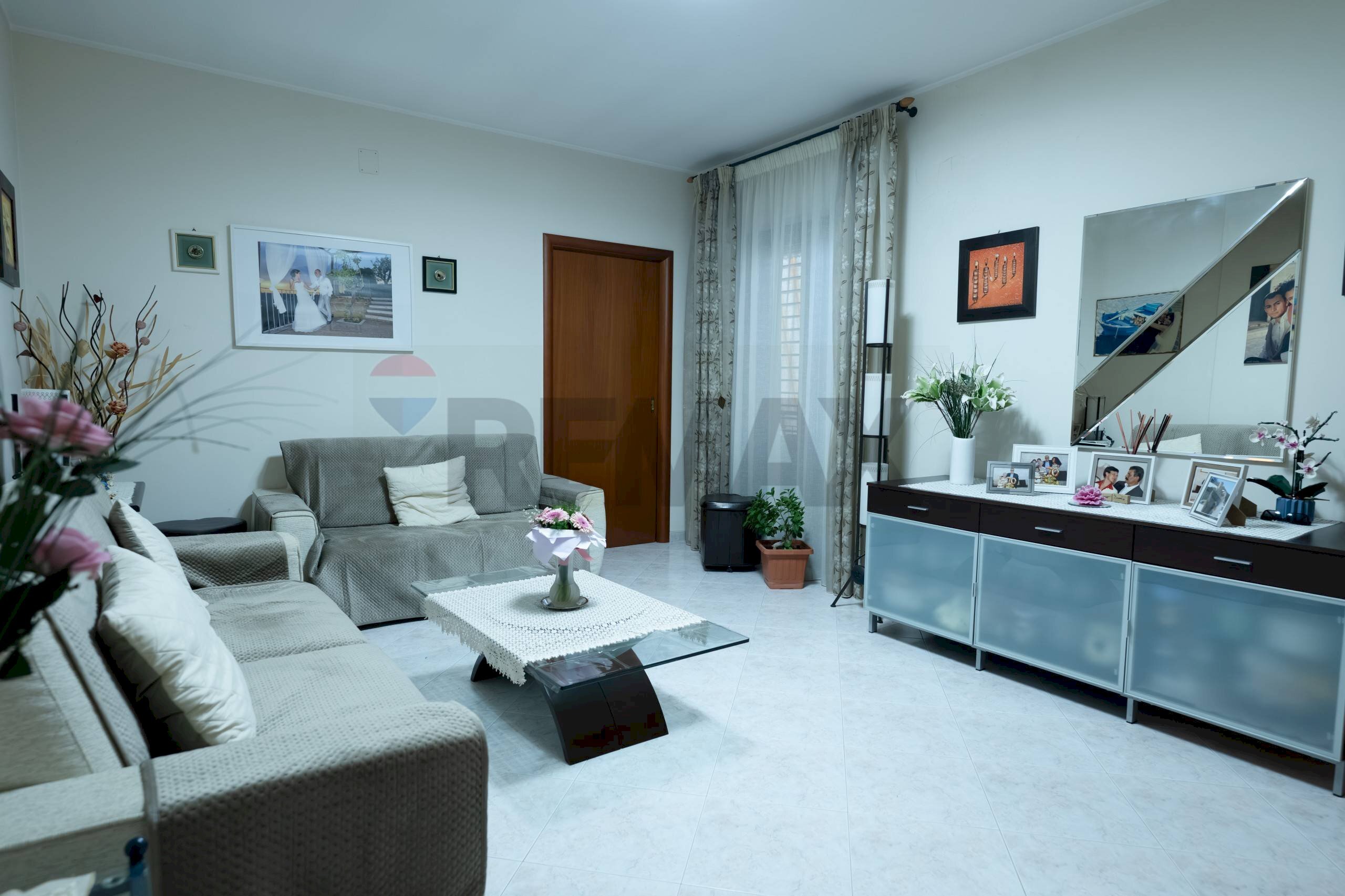 Soggiorno - Quadrilocale Via Cesare Cantù
 
10, Palo del Colle - foto 3