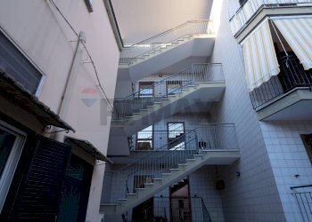 Edificio all\'aperto - Quadrilocale Via Cesare Cantù
 
10, Palo del Colle - foto 4