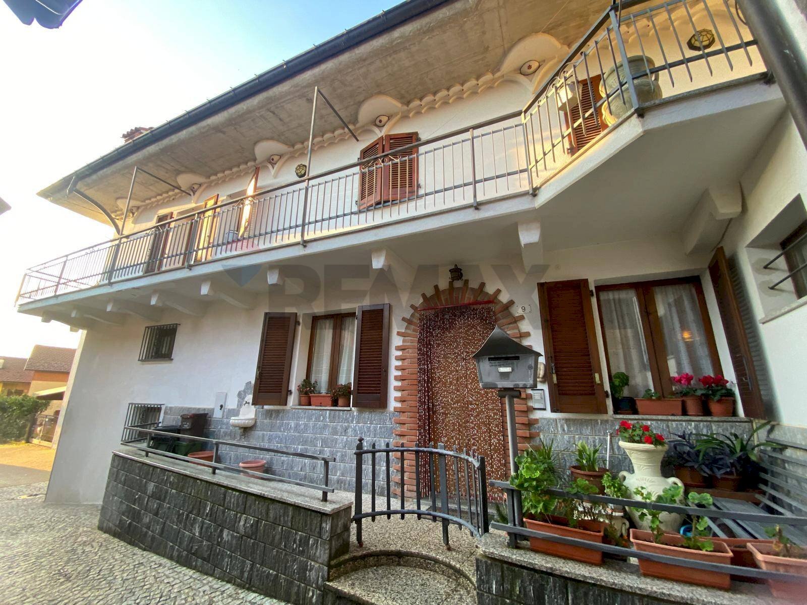 Casa all\'aperto - Casa indipendente La Pezza
 
9, Luino - foto 2