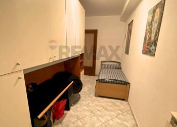 Camera / camera da letto - Casa indipendente La Pezza
 
9, Luino - foto 12