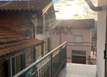 Balcone - Casa indipendente La Pezza
 
9, Luino - foto 21