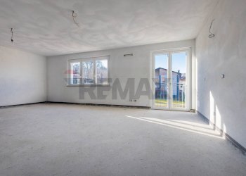 Stanza vuota - Villa Leggiuno - foto 18