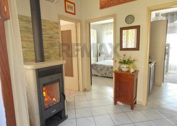 Hall / corridoio - Casa indipendente via Varese
 
5, Laveno-Mombello - foto 4